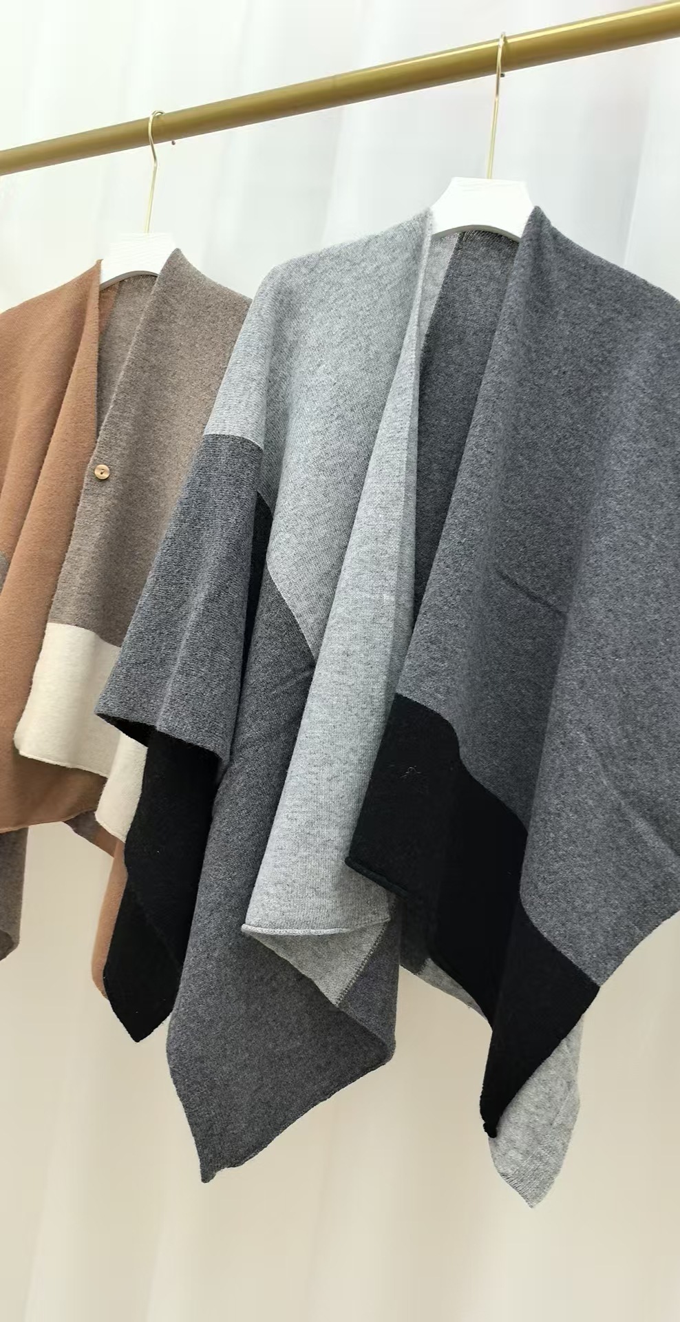 V888-ELOSUNG32677-202506301126-04 Brown Pure Wool Extra Large Shawl Scarf Color Block Multi-functional Warm Cashmere Cape Poncho - Image 5