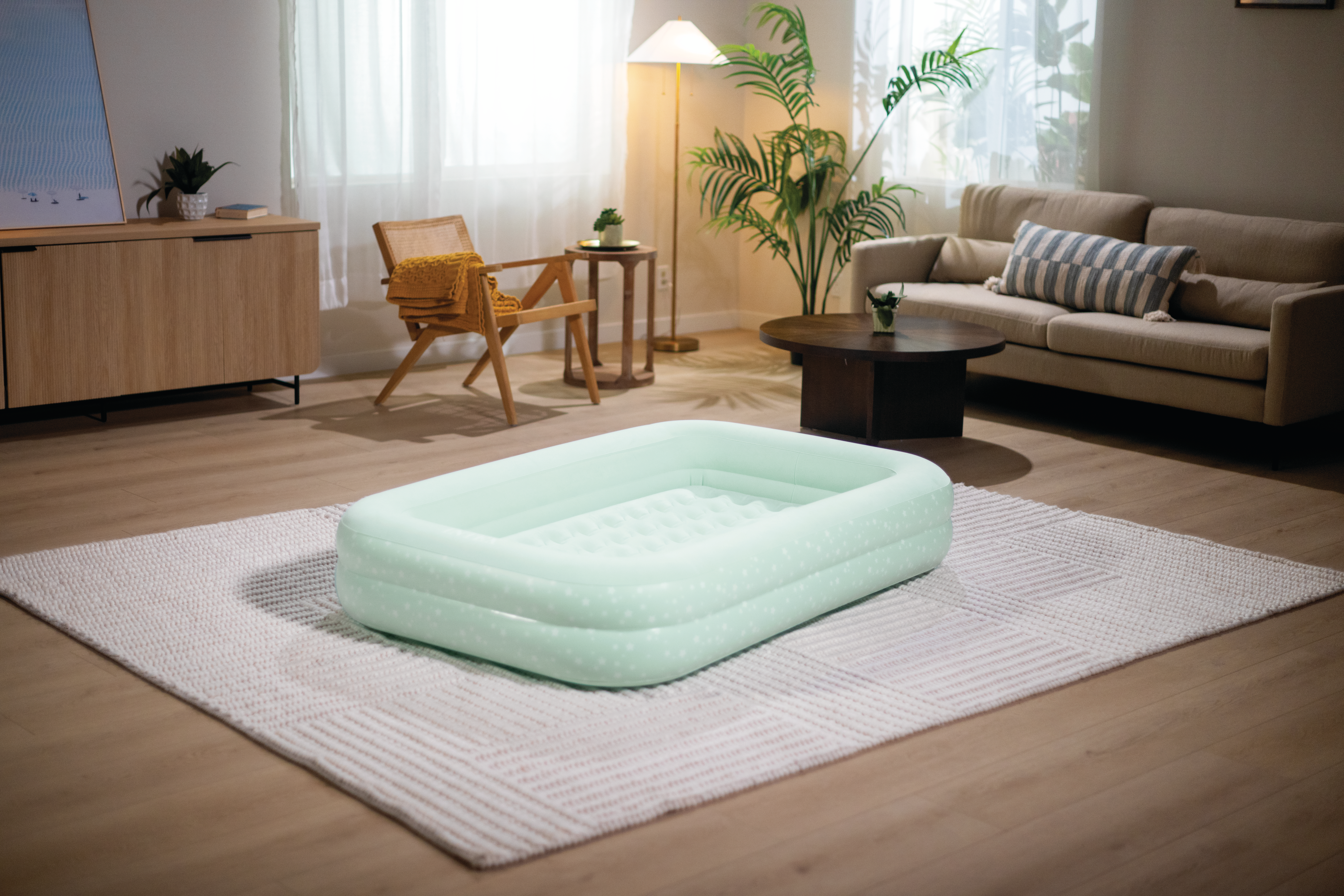 V1032-IXKIDZBED-66810-202508200940-13 Intex Kidz Inflatable Travel Bed set with Hand Pump - Stars. Great for Travel 66810 - Image 14