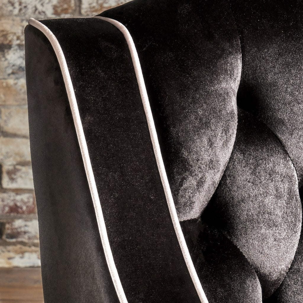 V1041-JSF-5034BLACK-202507151110-01 Lara Two Tone Tufted Black New Velvet Club Armchair - Image 2