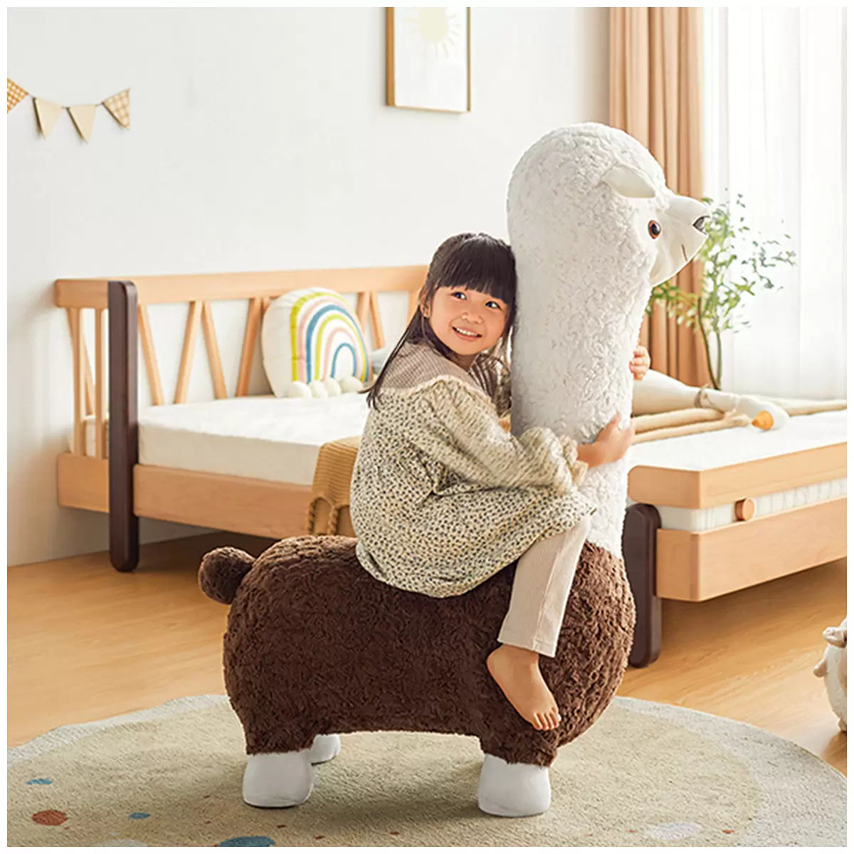 V178-67294-202508051045-02 Llama inspired sofa - Image 3