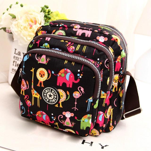 V562-B1039221110DBT-202508291130-00 Waterproof Nylon Multilayer Crossbody Bag For Women - Animal Pattern - Image 1