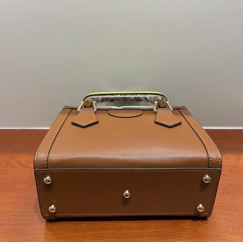 V562-B104823050DBT-202508280926-04 Versatile Bacchus Shoulder Bag in First Layer Cowhide - Cherry Blossom Pink - Image 5