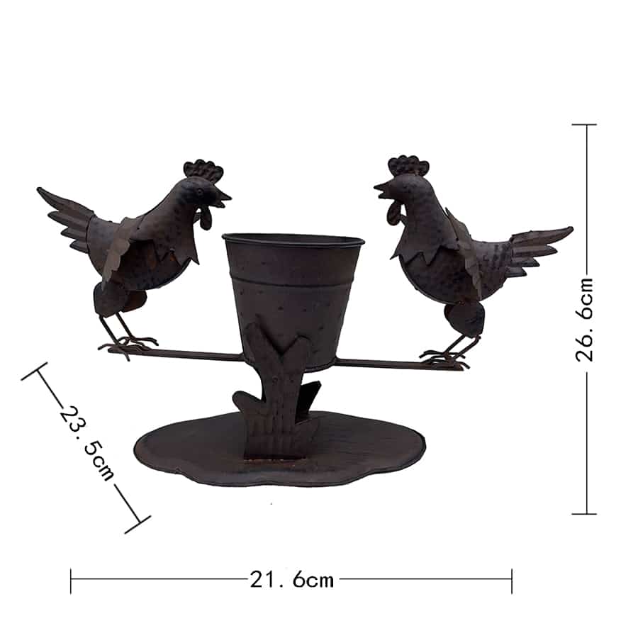 V637-03810CHK-202508251420-03 Rust Chooks w Planter On Base 26cm - Image 4