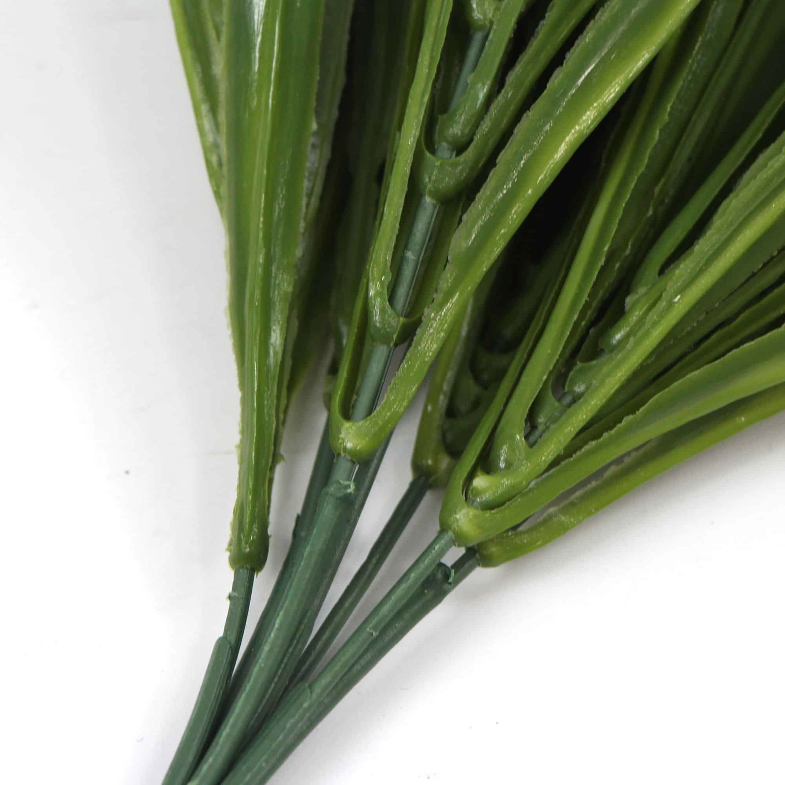 V637-1014401-202508251340-04 White Tipped Grass Stem UV Resistant 35cm - Image 5