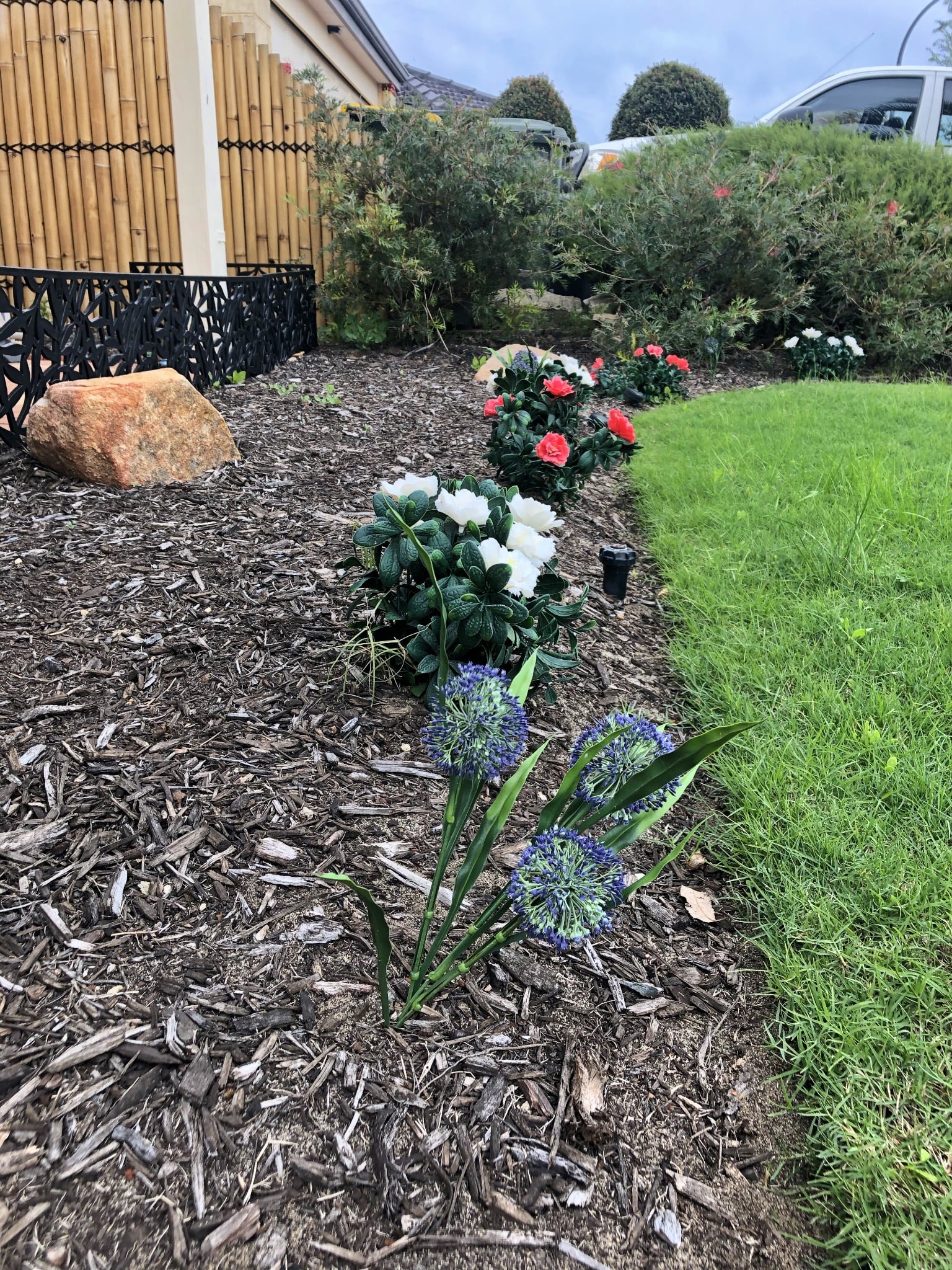 V637-1016381-202508251350-04 White Flowering Jasmine Stem UV Resistant 30cm - Image 5