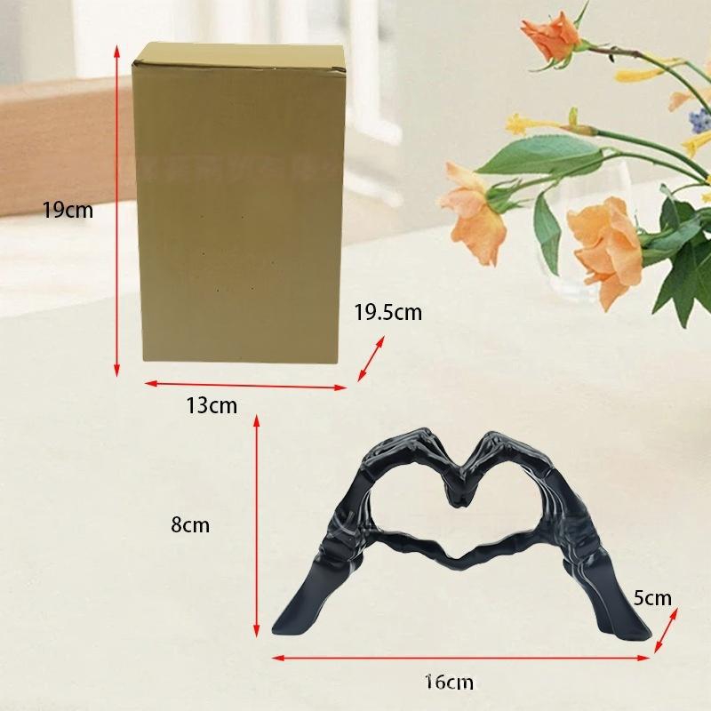 V888-ELOSUNG33889-202509091721-01 Black Gothic Skeleton Hands Heart Sculpture - Macabre Love Figurine for Home & Halloween Decor - Image 2