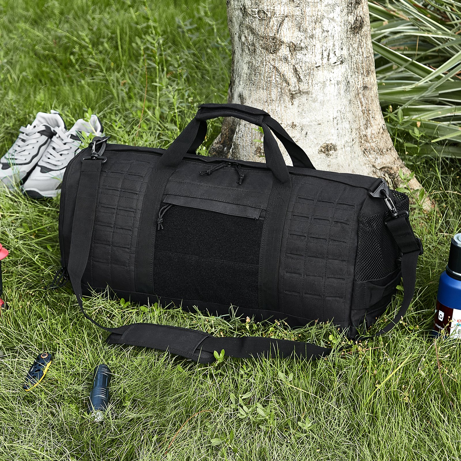 V952-ZSXLDHS45L00R8KMZV0-202507141617-07 VEVOR Tactical Duffle Bag 45L Gym Bag Duffle Molle Design & Shoe Compartment - Image 8